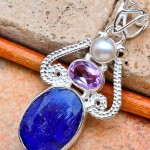 sapphirependant